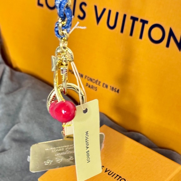 Louis Vuitton x Murakami Denim Cherry Phone Holder - Picture 11 of 11